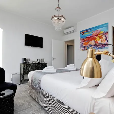 Della Croce Luxury Rome