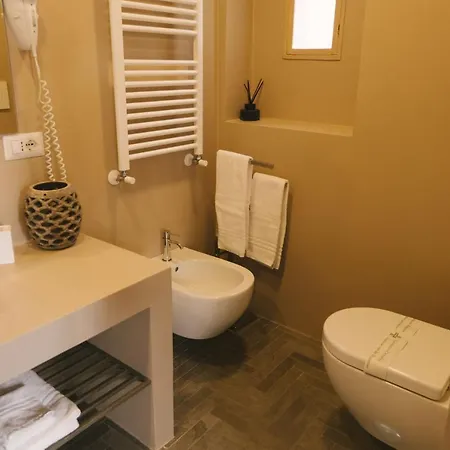 Della Croce Luxury Guest house 2*