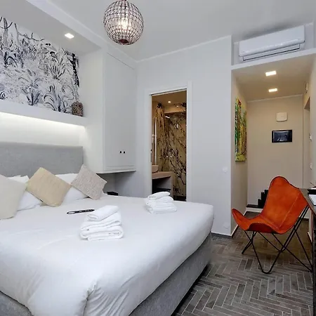 Della Croce Luxury 2*