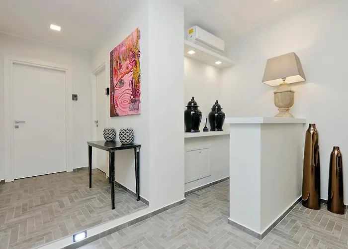 Della Croce Luxury Rome