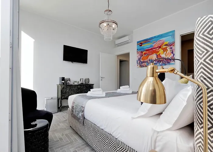Della Croce Luxury Rome