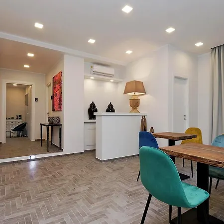 Konukevi Della Croce Luxury Roma